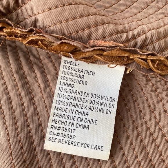 Cropped 100% Leather Jacket - Picture 3 of 3